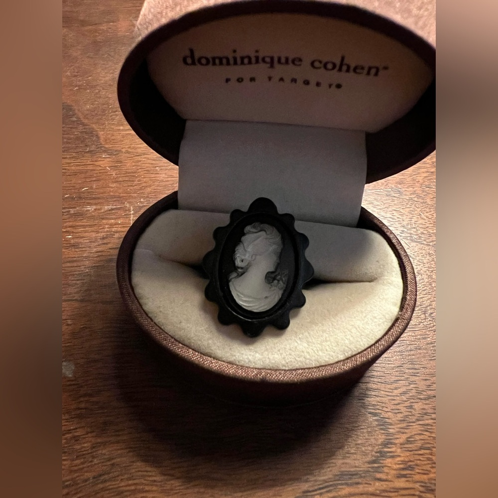 Black and White Cameo Ring Adjustable Size NIB